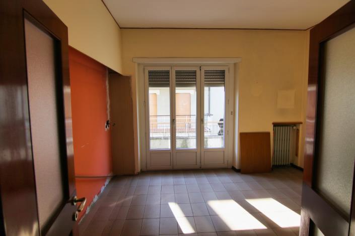 Image No.21-4 Bed Apartment for sale