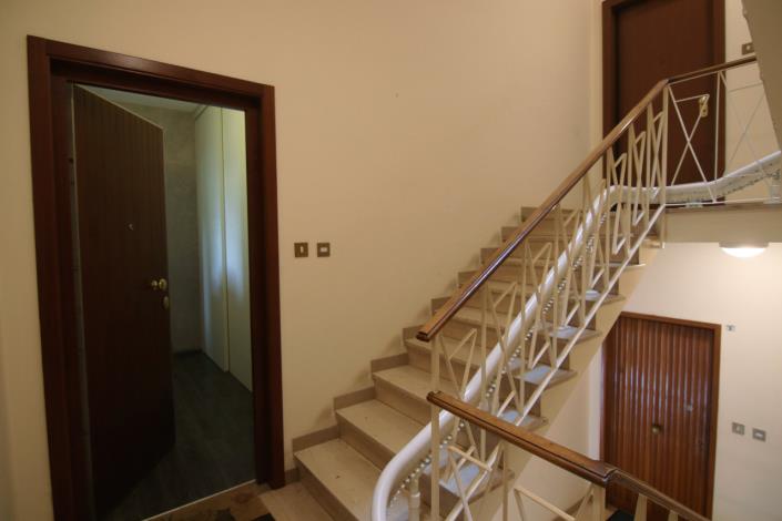 Image No.56-2 Bed Apartment for sale