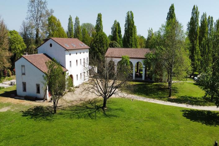 Image No.4-4 Bed Country House for sale