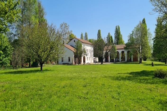 Image No.6-4 Bed Country House for sale