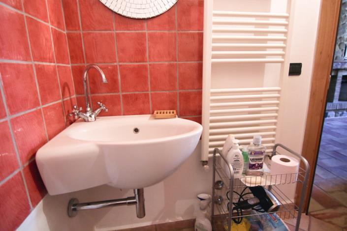 Image No.20-2 Bed Apartment for sale