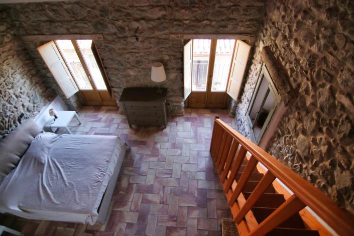 Image No.33-2 Bed Apartment for sale