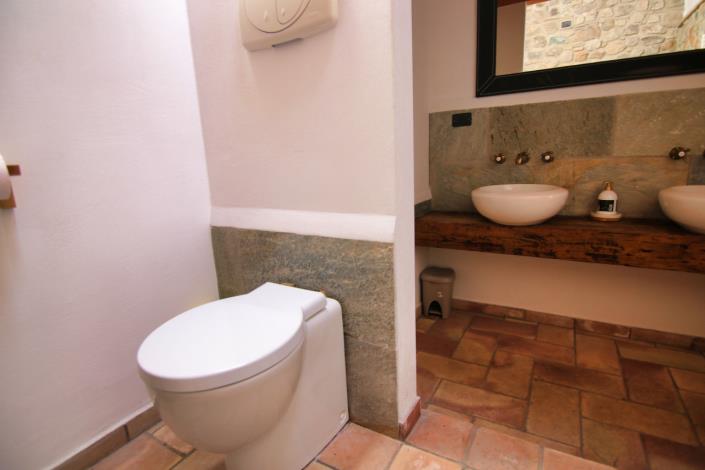 Image No.40-2 Bed Apartment for sale