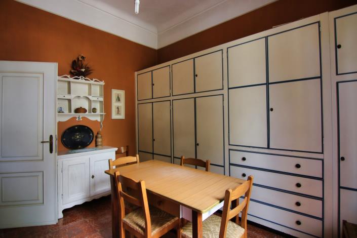 Image No.18-2 Bed Apartment for sale