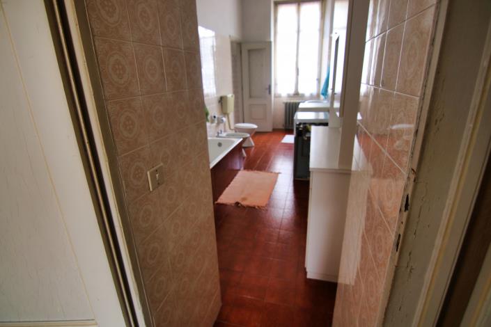 Image No.36-2 Bed Apartment for sale