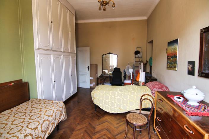 Image No.55-2 Bed Apartment for sale