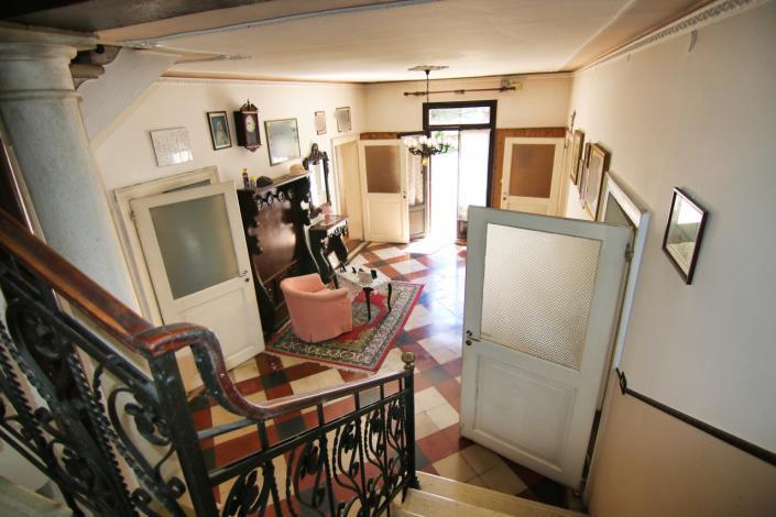 Image No.11-5 Bed House for sale