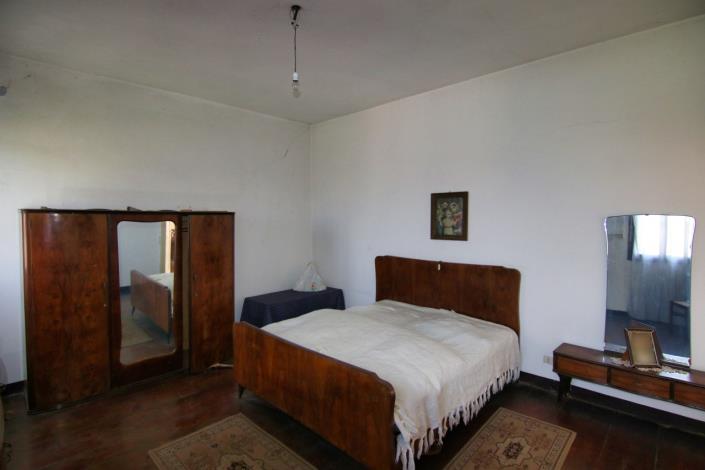 Image No.47-5 Bed House for sale