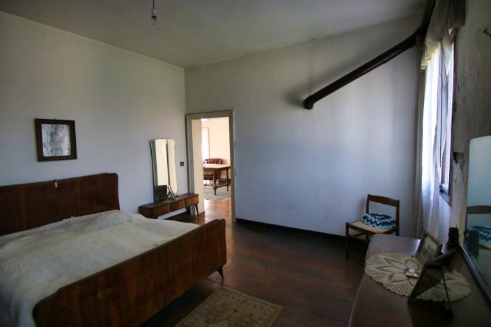 Image No.48-5 Bed House for sale