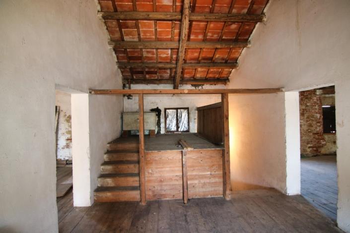 Image No.53-5 Bed House for sale