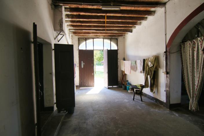 Image No.60-5 Bed House for sale