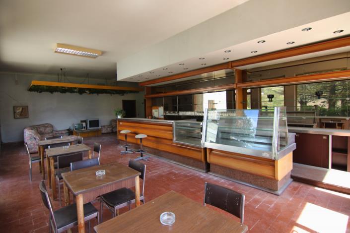 Image No.18-10 Bed Hotel for sale