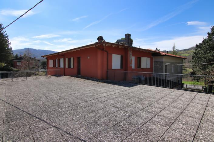 Image No.46-10 Bed Hotel for sale