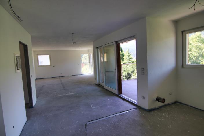 Image No.10-3 Bed Duplex for sale