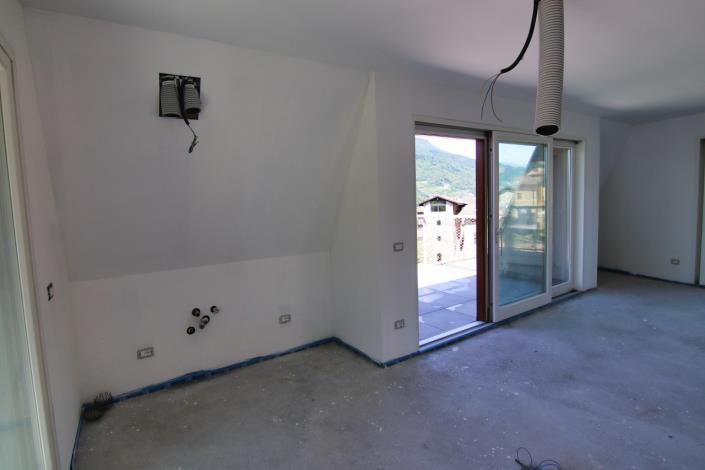 Image No.55-3 Bed Duplex for sale