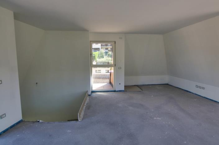 Image No.59-3 Bed Duplex for sale