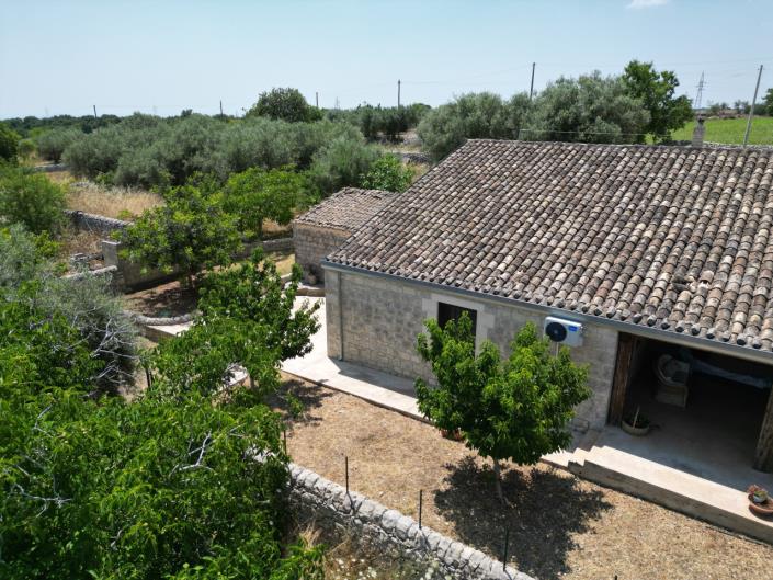 Image No.11-4 Bed Villa for sale