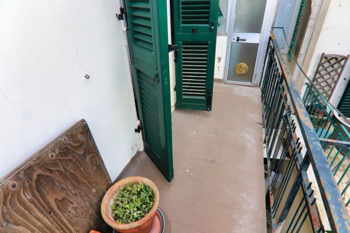 Image No.35-4 Bed Duplex for sale