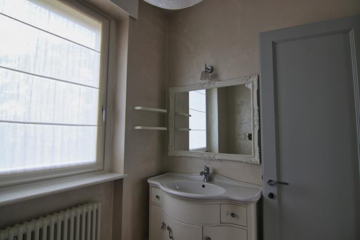 Image No.37-5 Bed Villa for sale