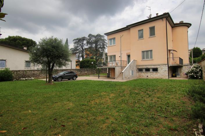 Image No.58-5 Bed Villa for sale