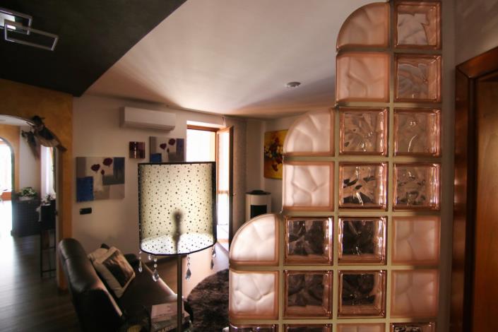 Image No.19-4 Bed House for sale