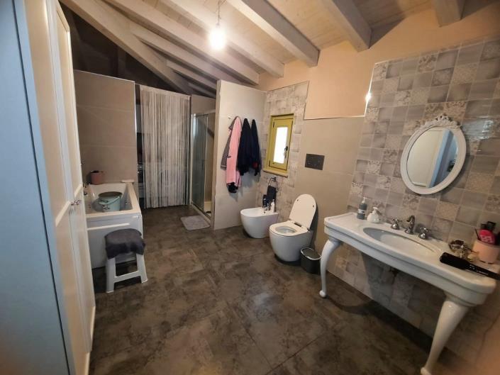 Image No.29-4 Bed Villa for sale