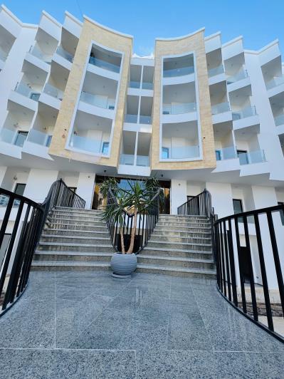 Image No.33-1 Bed Apartment for sale