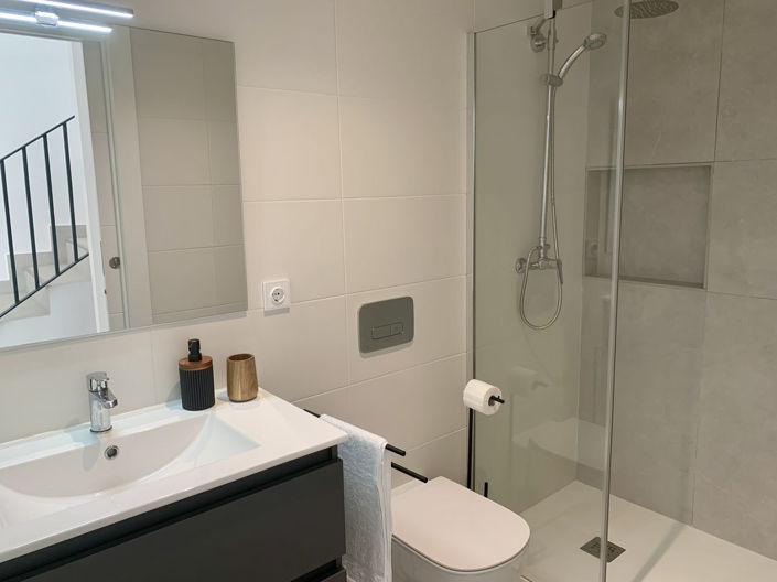 Image No.11-3 Bed Villa for sale