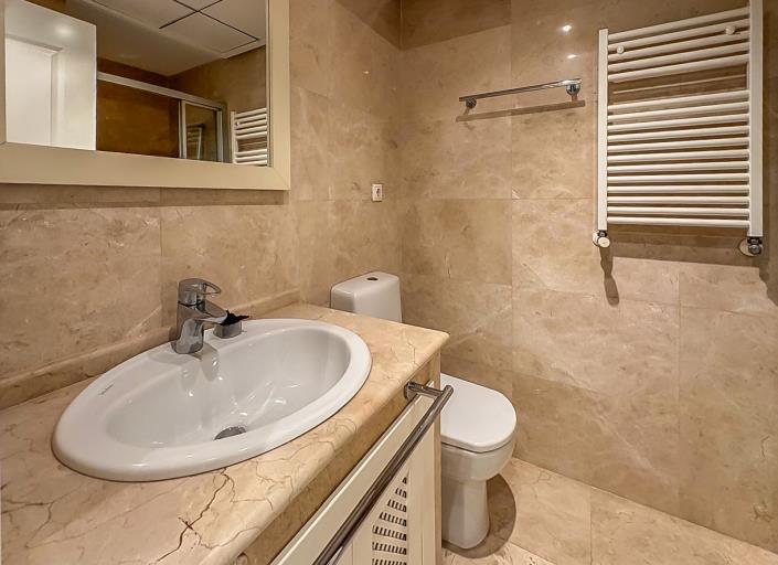 Image No.15-2 Bed Apartment for sale