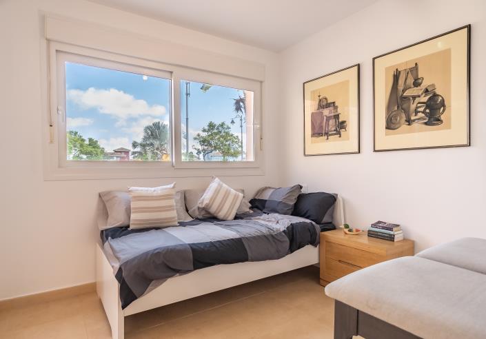 Image No.5-3 Bed Apartment for sale