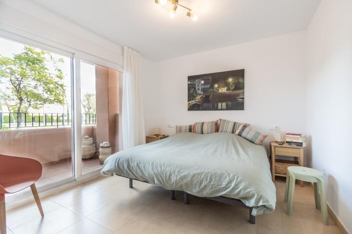 Image No.18-3 Bed Apartment for sale