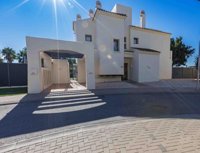 Image No.31-4 Bed Villa / Detached for sale