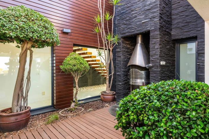 Image No.22-4 Bed Villa / Detached for sale