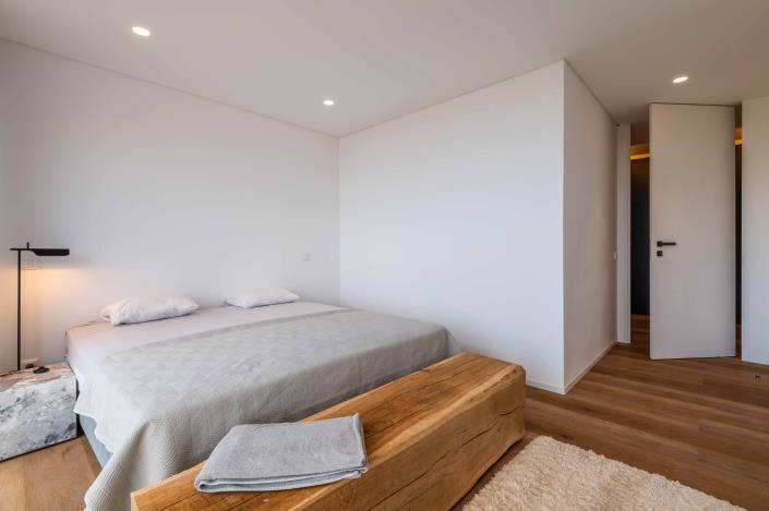 Image No.15-3 Bed Villa for sale