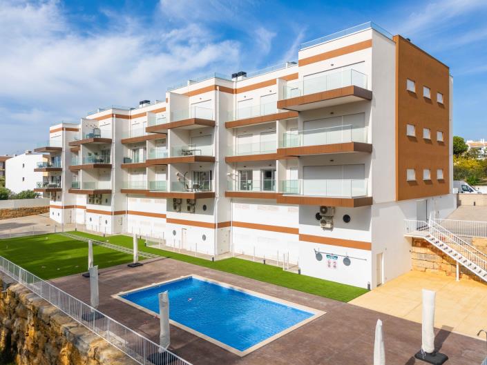 Image No.21-2 Bed Apartment for sale