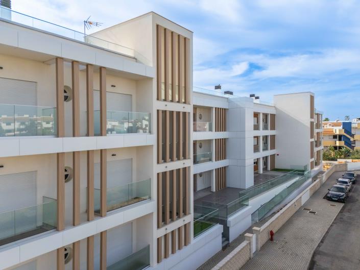 Image No.24-2 Bed Apartment for sale