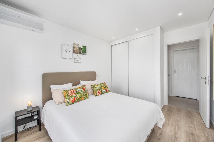 Image No.15-2 Bed Apartment for sale