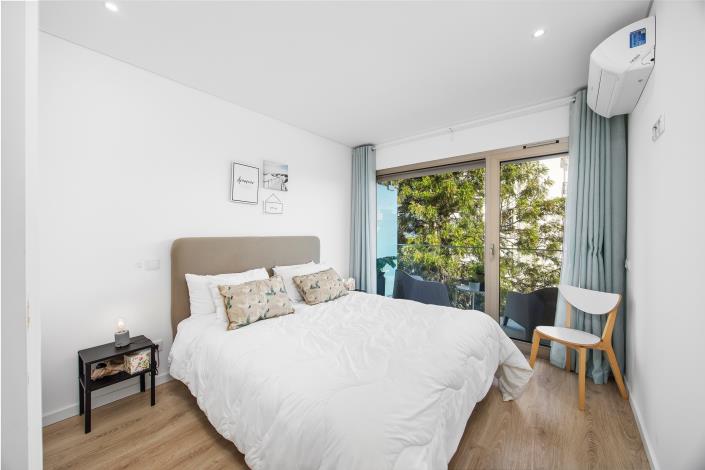 Image No.20-2 Bed Apartment for sale