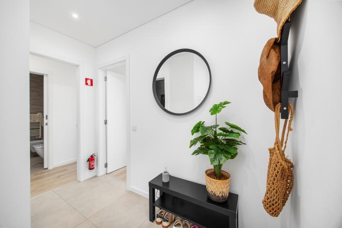 Image No.24-2 Bed Apartment for sale