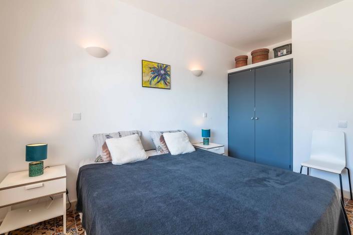 Image No.14-3 Bed Townhouse for sale