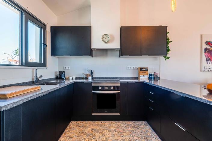 Image No.21-3 Bed Townhouse for sale