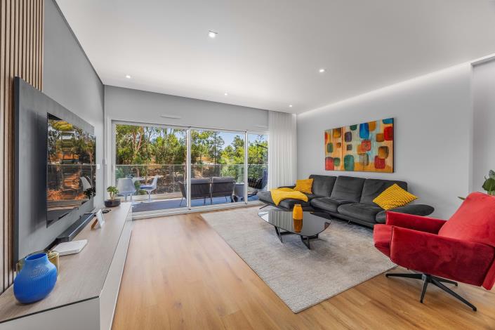 Image No.11-3 Bed Apartment for sale