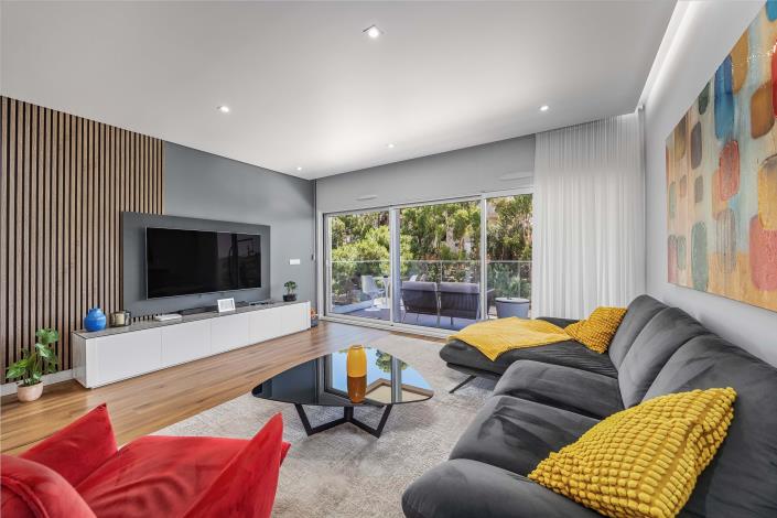 Image No.12-3 Bed Apartment for sale