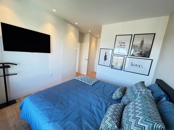 Image No.25-2 Bed Apartment for sale