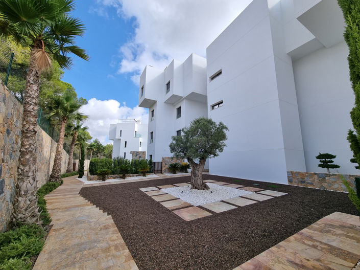 Image No.9-2 Bed Apartment for sale