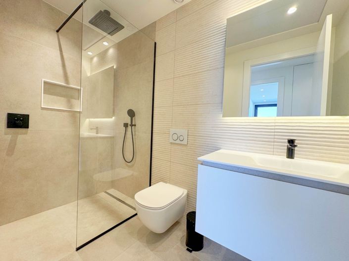 Image No.16-2 Bed Apartment for sale