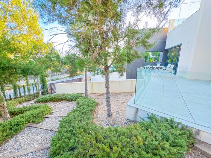 Image No.13-3 Bed Villa for sale