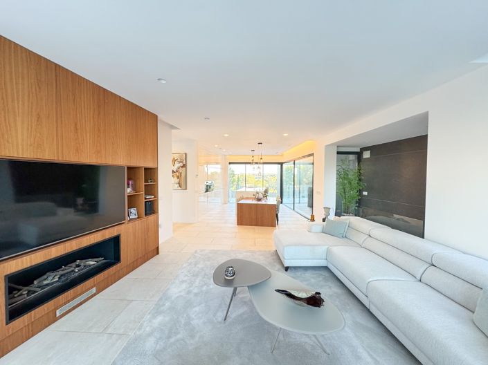 Image No.21-3 Bed Villa for sale