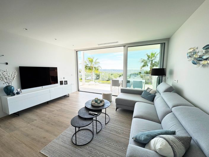 Image No.13-2 Bed Apartment for sale