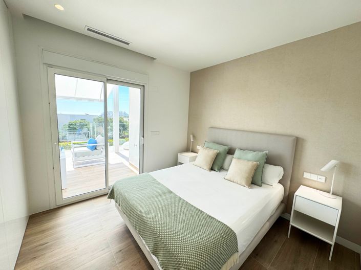 Image No.26-2 Bed Apartment for sale